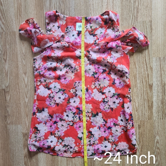 Cabi Cold-Shoulder Top - Picture 8 of 8